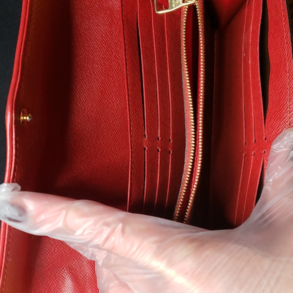 Sold! Louis Vuitton Sarah Wallet - Picture 9 of 9
